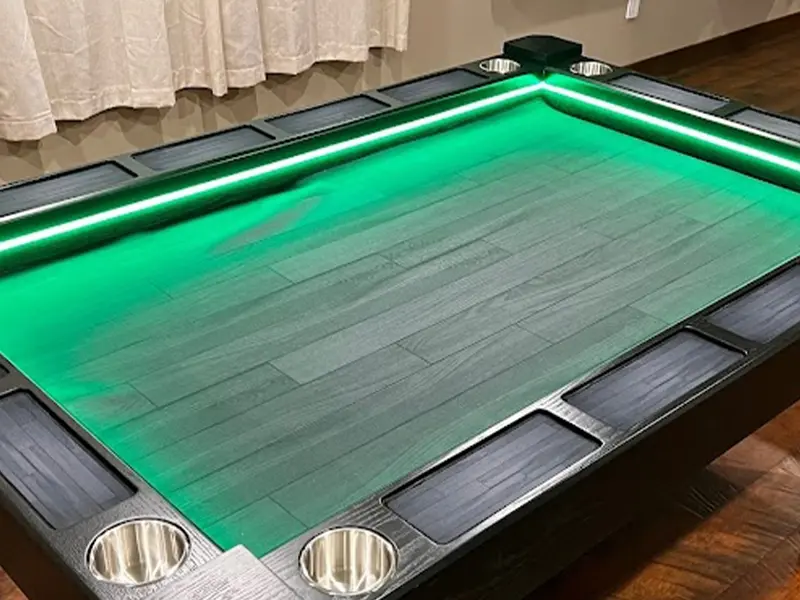 Poker Table 9